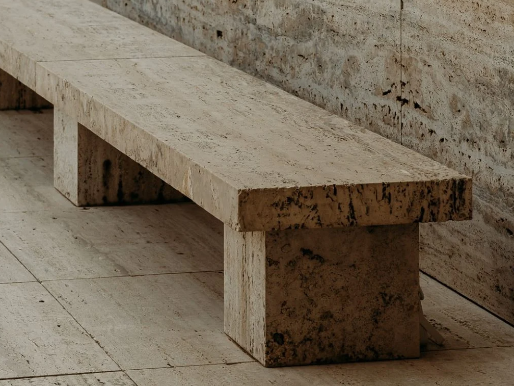 巴塞罗那德国馆 Barcelona Pavilion
石灰华/洞石 Travertine